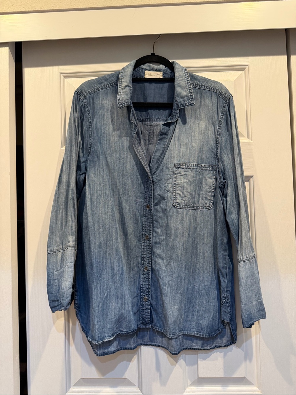 Bella Dahl Light Blue Denim Button-Down Shirt